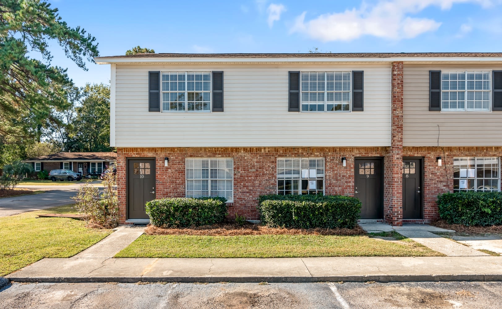 Summerville Apartments – photo 2
