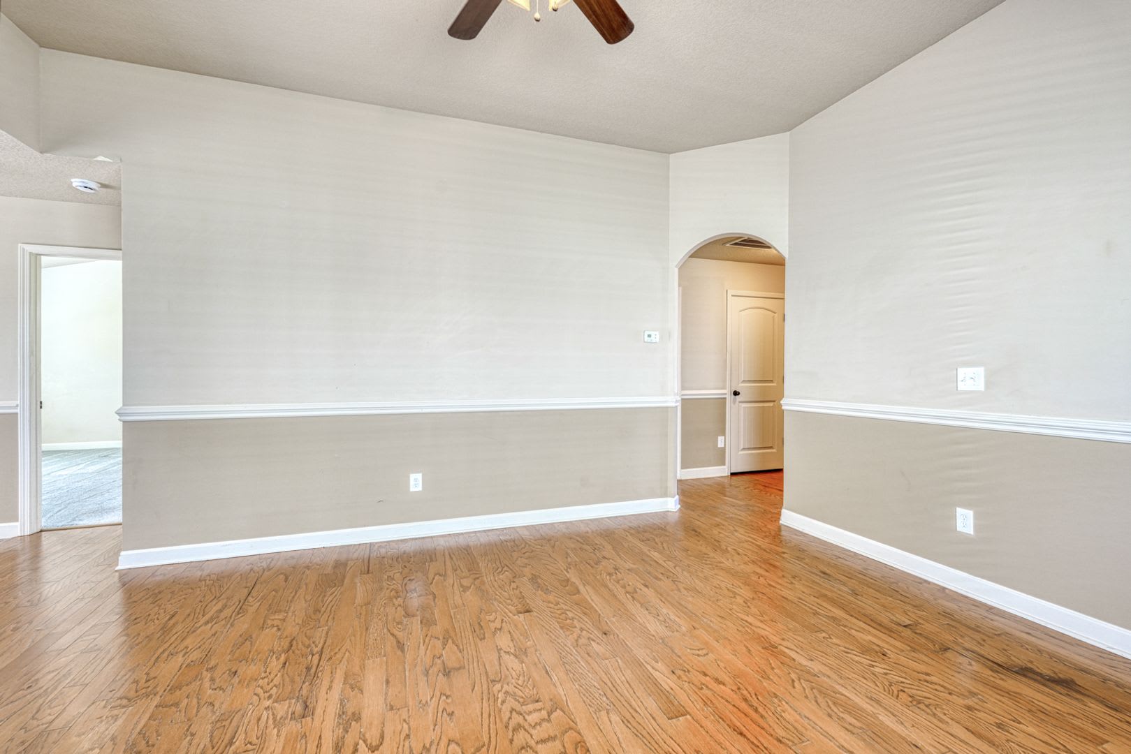 Beautiful 3Br 2Ba Home With Fenced Yard Community Pool – photo 5