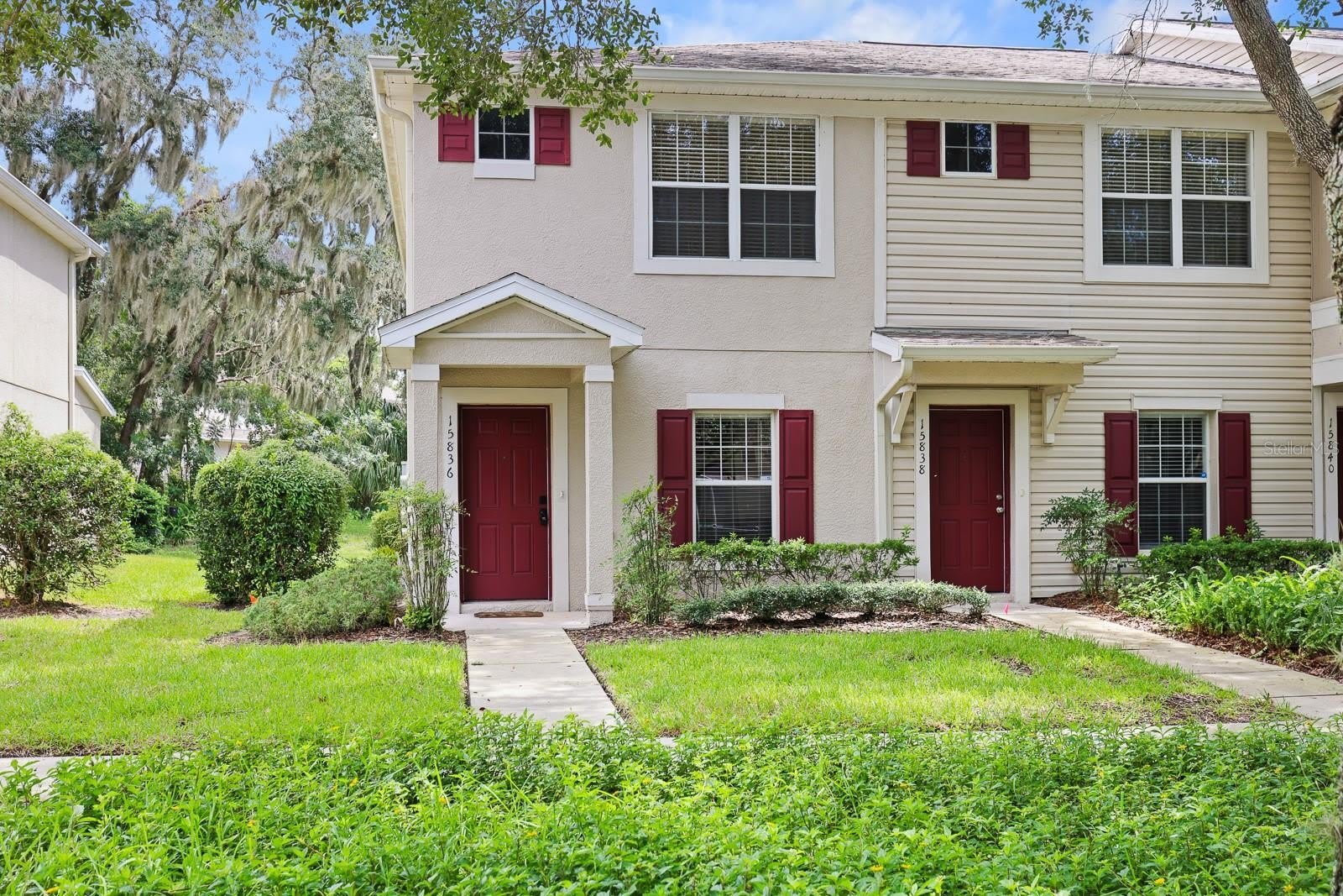 15836 FISHHAWK FALLS Drive – photo 1
