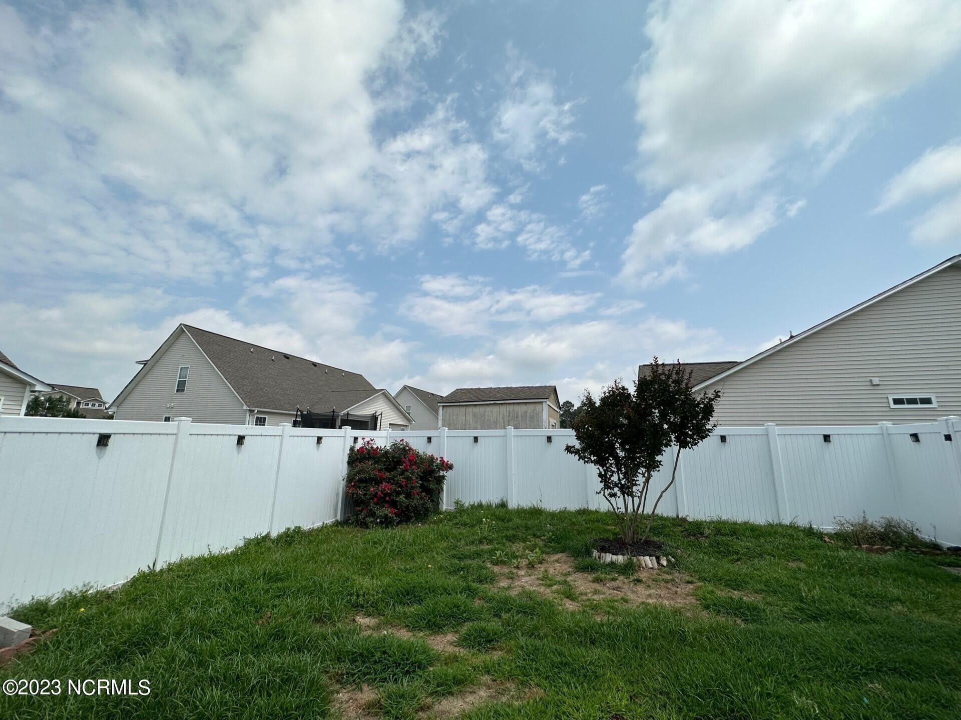 2533 Saddleback Drive – photo 3