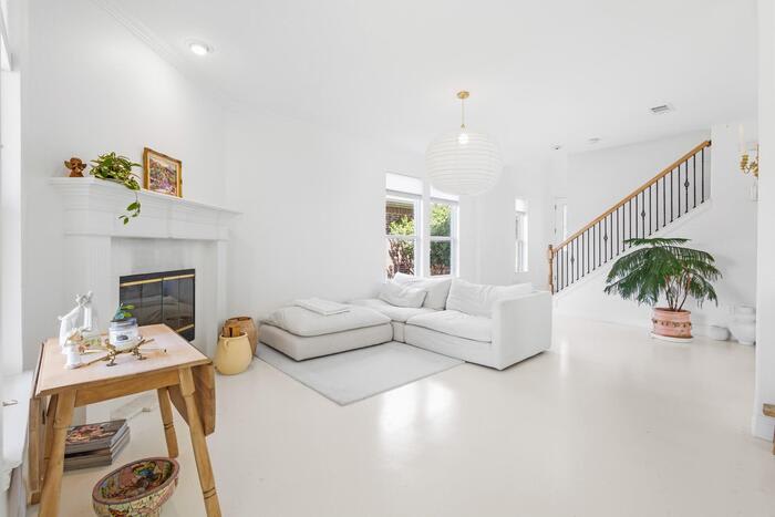 16012 Alvarado Drive – photo 5