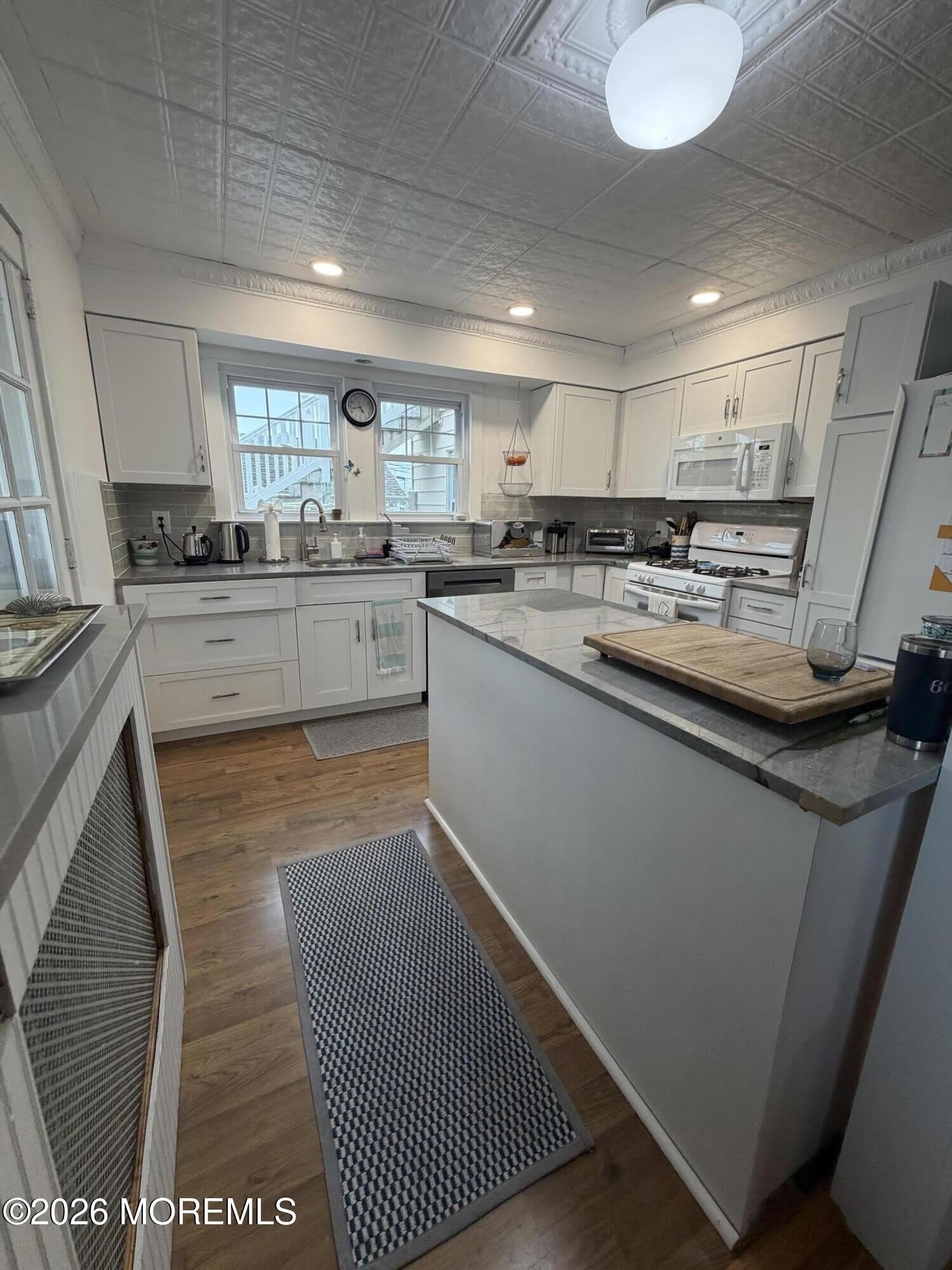 67 E Street – photo 5