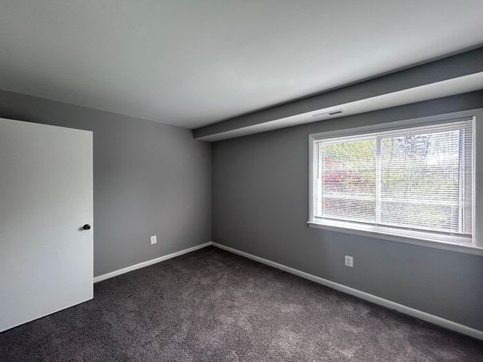 900 Woodson Road – photo 3