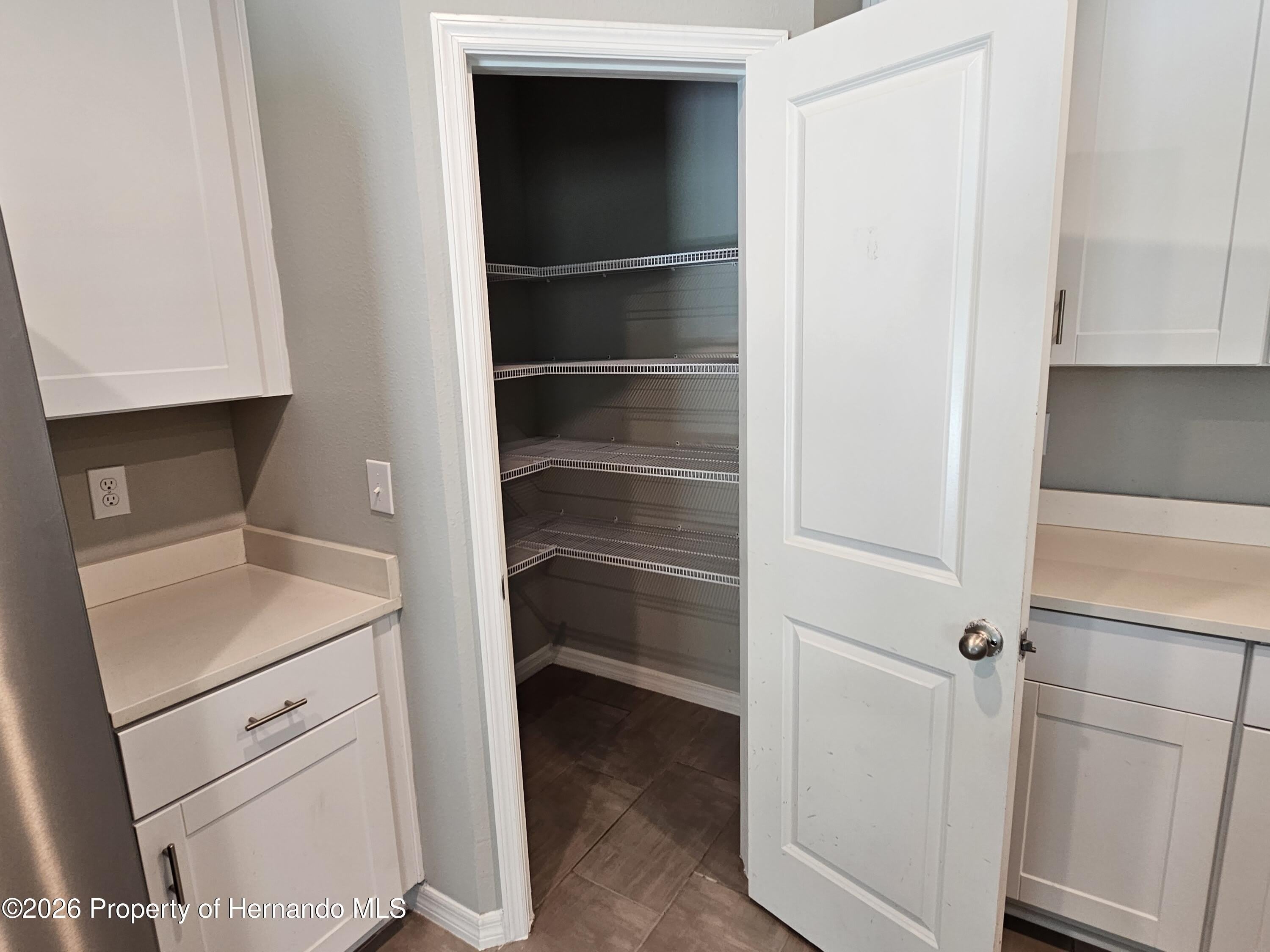 2353 Glenridge Drive – photo 5