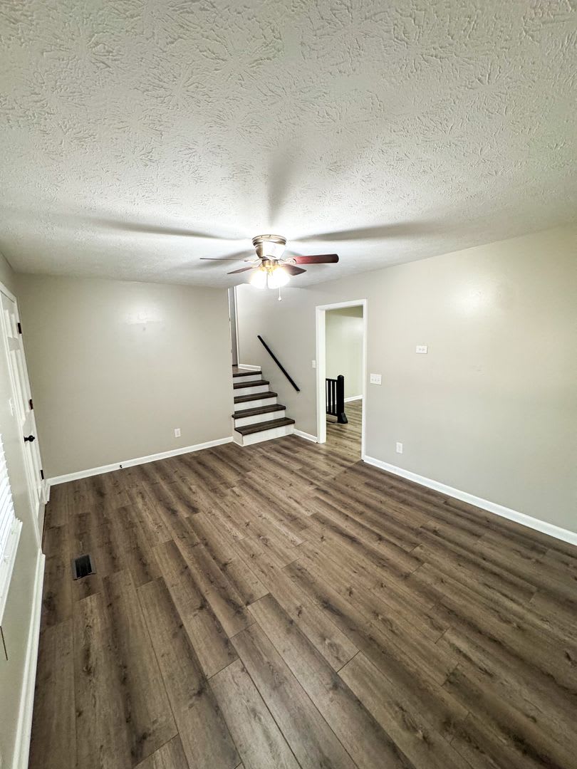 500 Off First Months Rent – photo 2