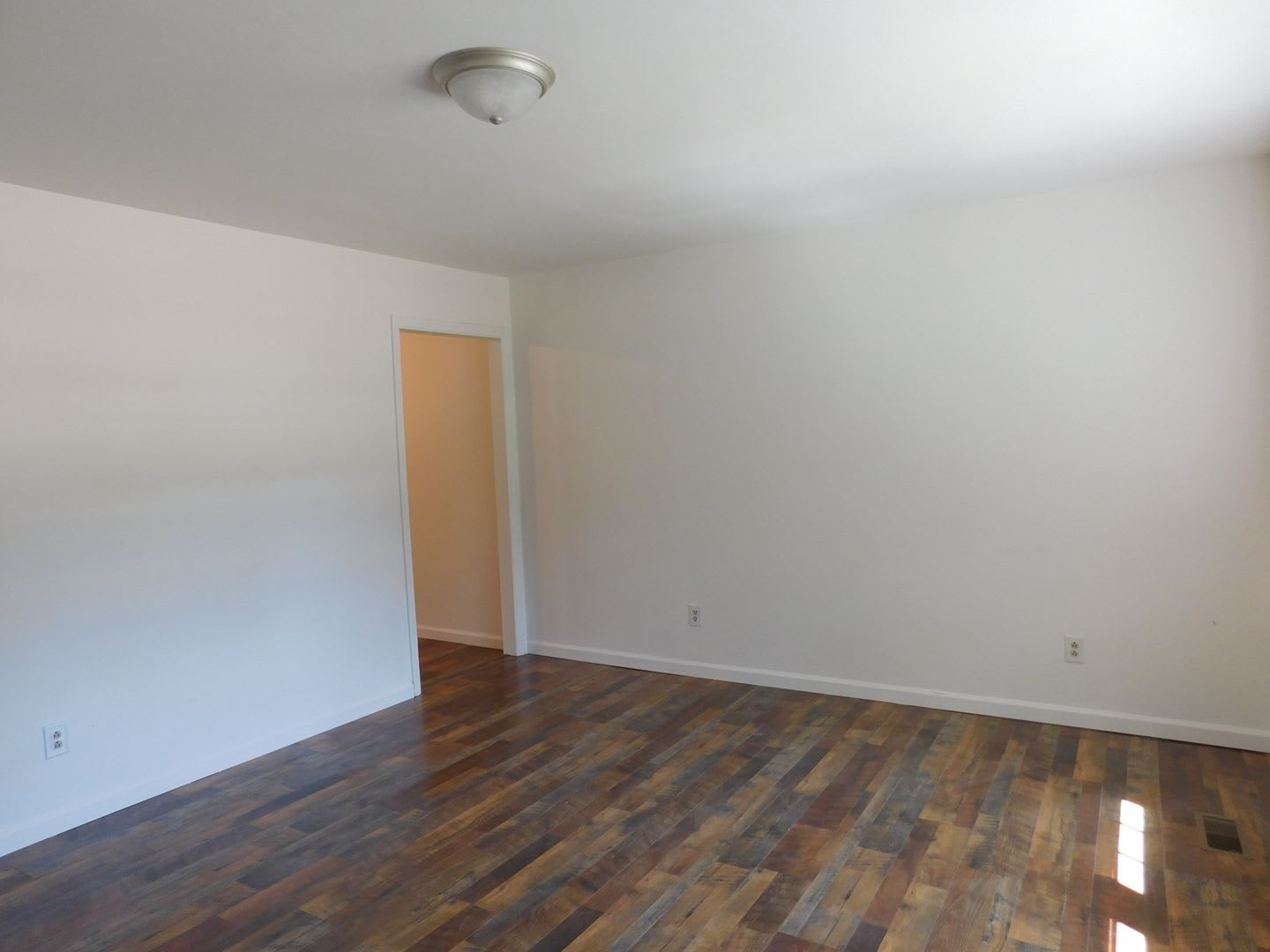 4004 Brandywine Drive conveniently located between Historic New Bern & MCAS Cherry Point! – photo 4