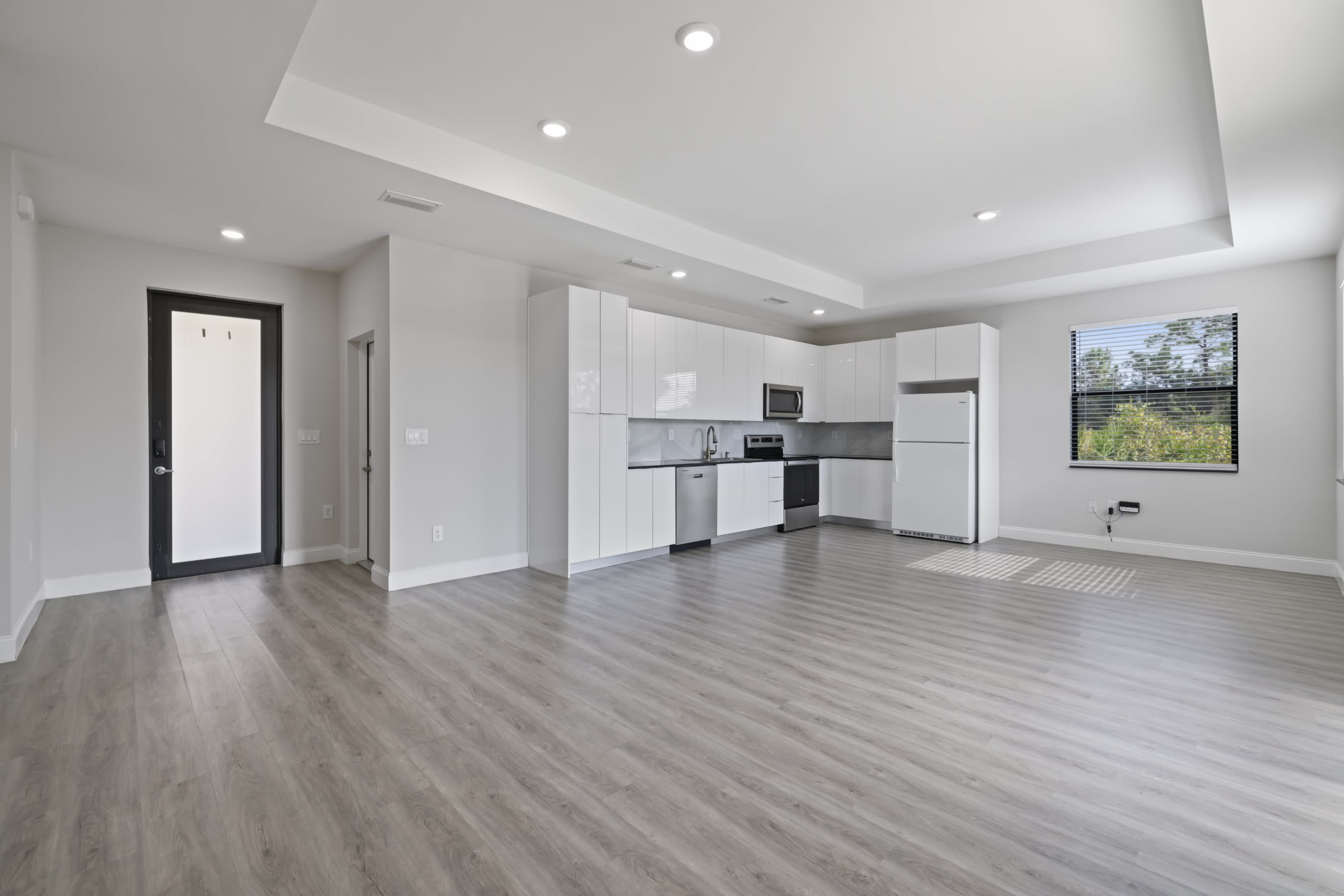 679 Windermere Drive – photo 3