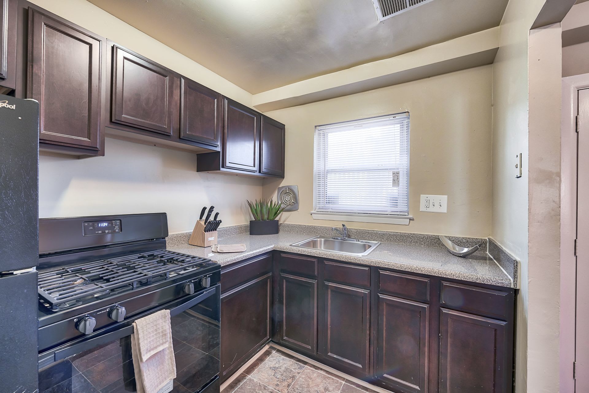 Northwest Townhomes – photo 2