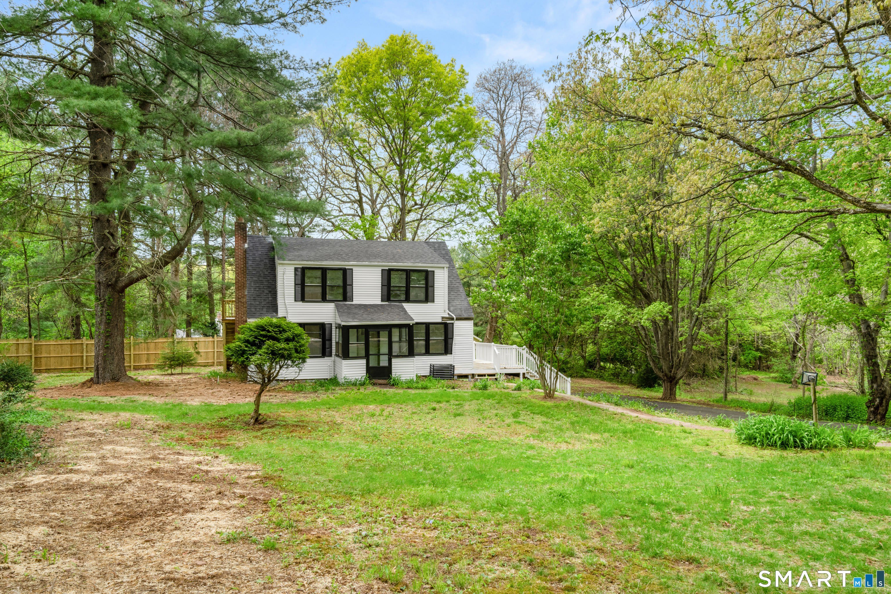 1335 Wolf Hill Road – photo 2