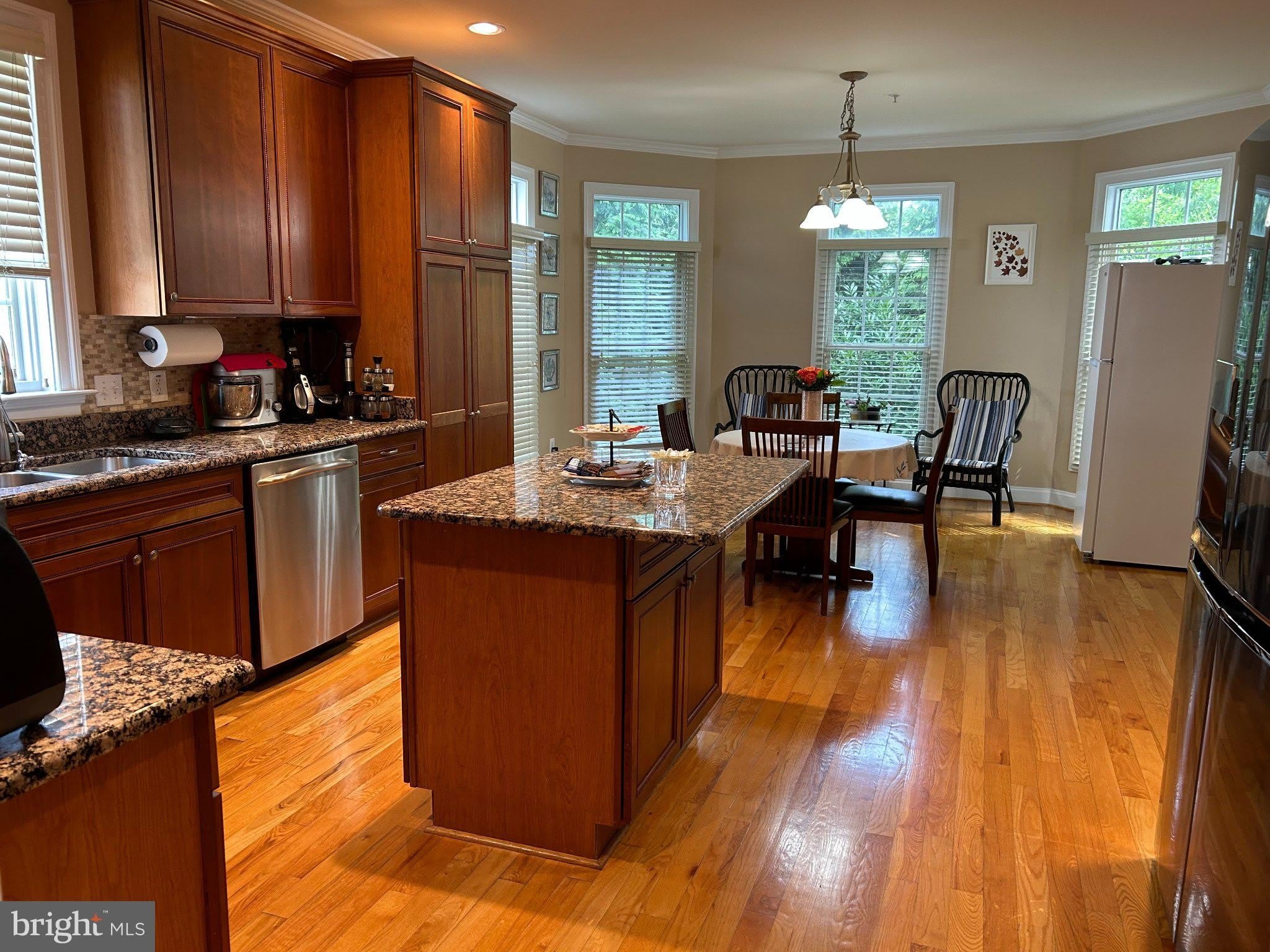 202 MARTINS Lane – photo 3