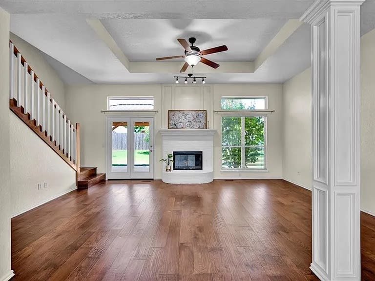 4013 Sloane Street – photo 4