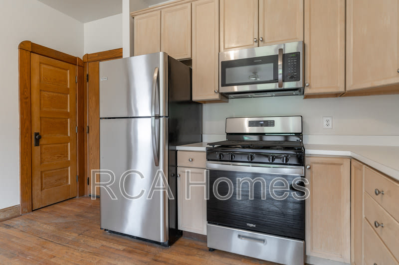 243 East 11th Street – photo 5