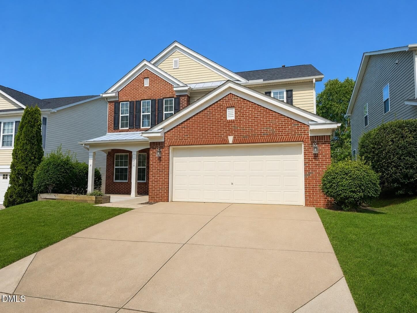 220 Milpass Drive – photo 2