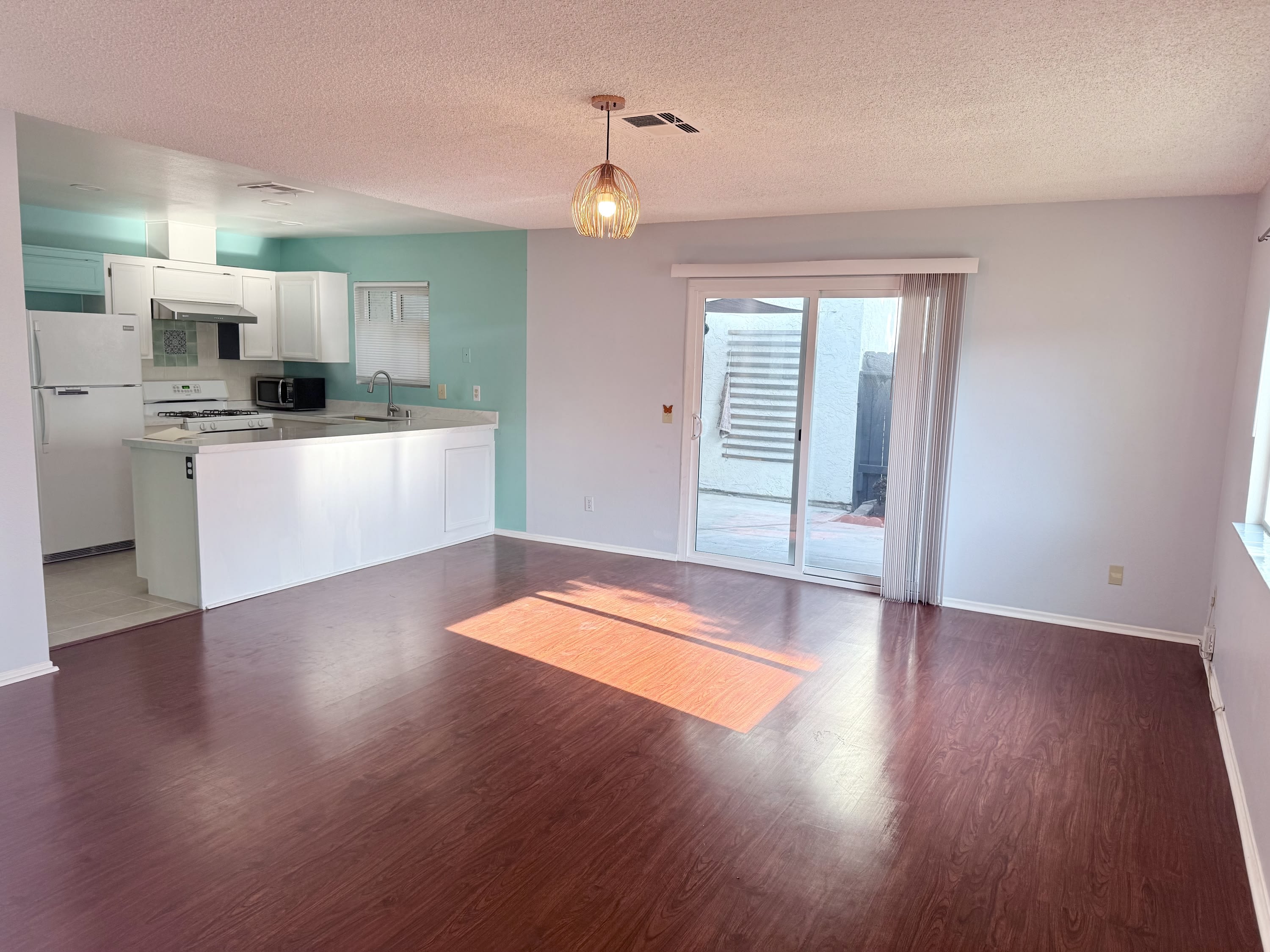 29272 Murrieta Road – photo 4