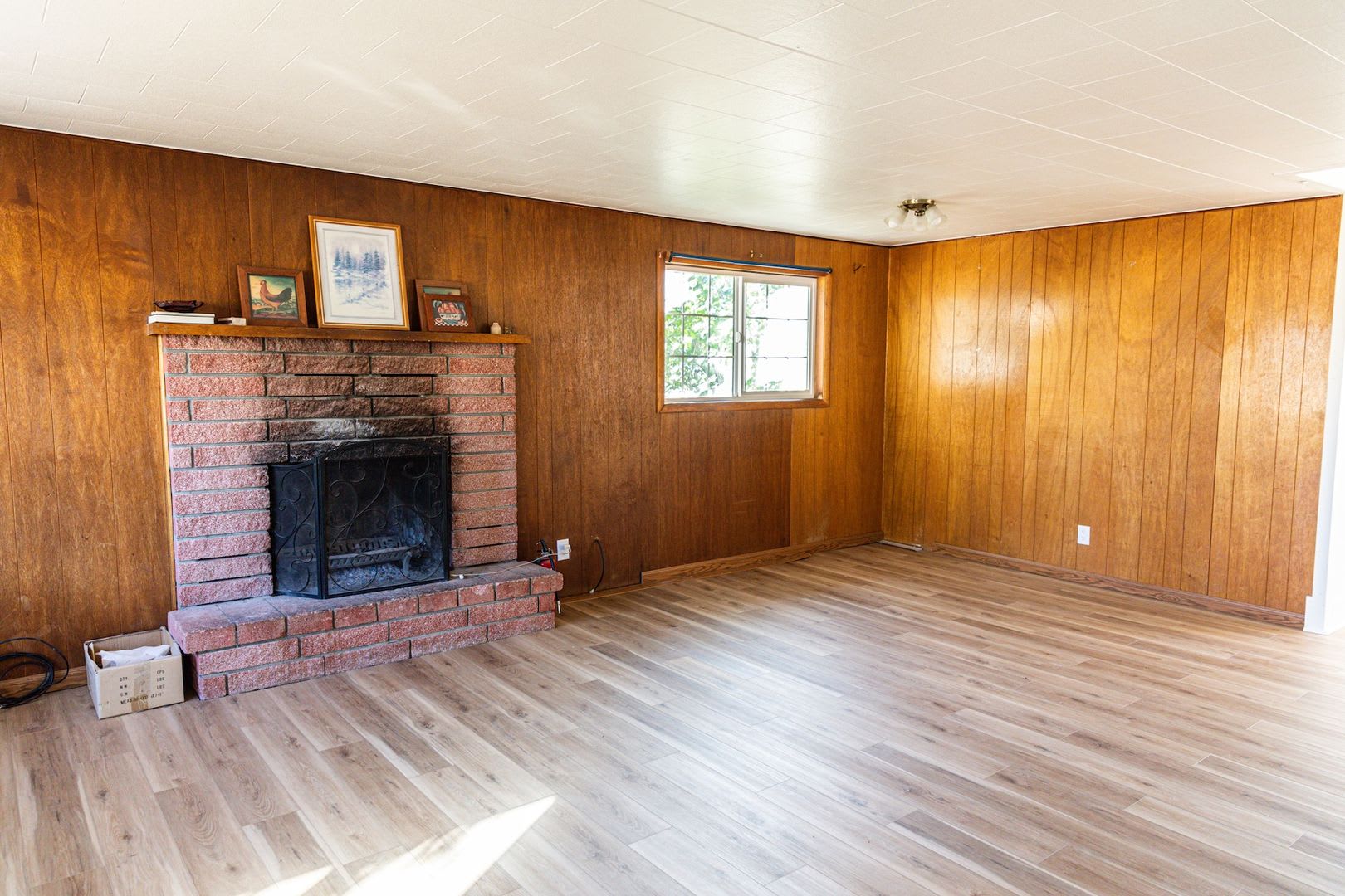 Historic Farmhouse in Crooked River Ranch Available! – photo 5