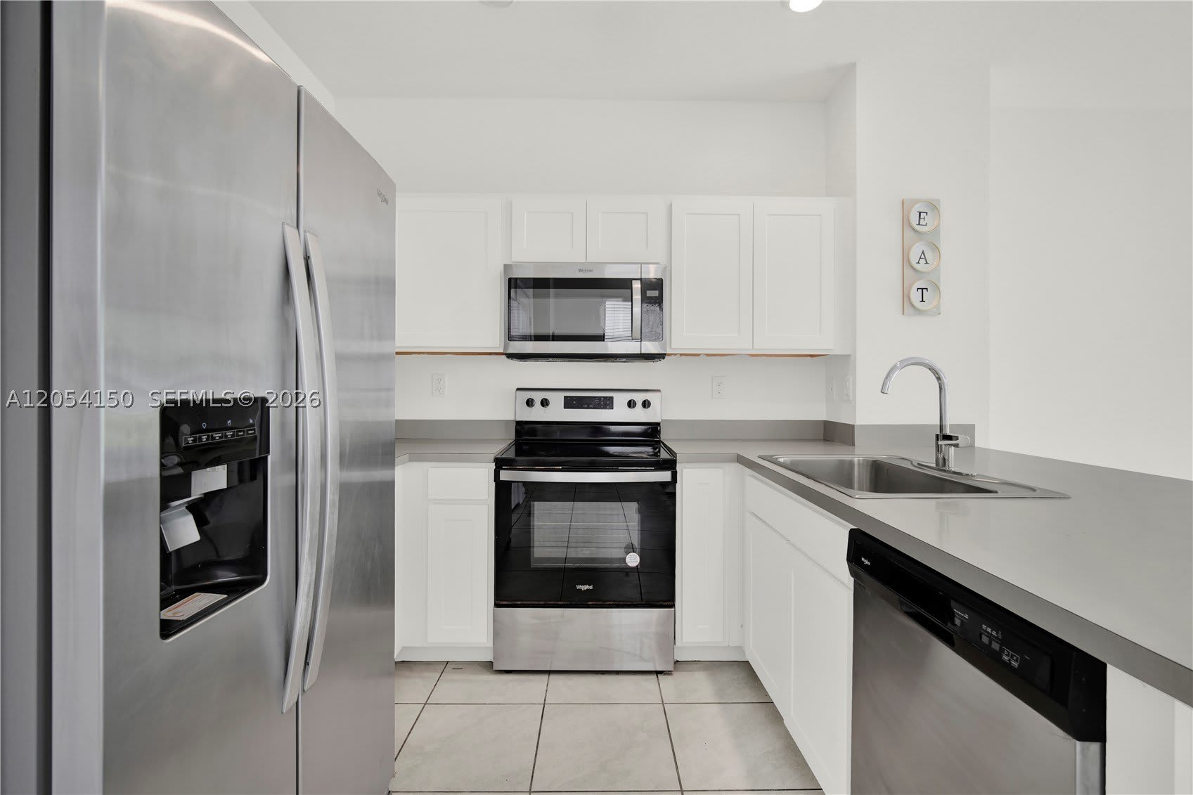 1161 Sw 8Th Ave – photo 3