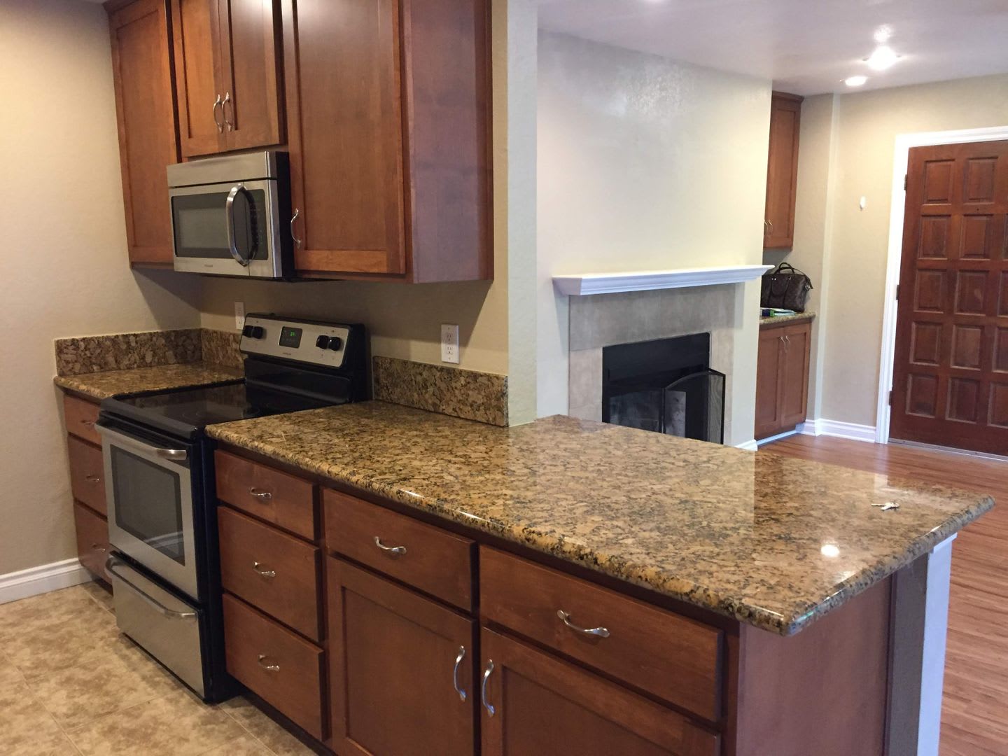 2-Bed, 2-Bath Near SDSU! $500 off First Month! – photo 5