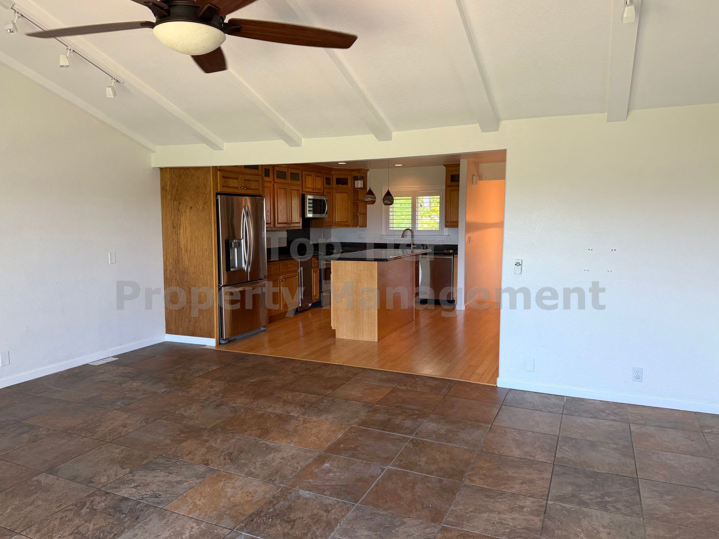 Amazing Views In This Beautiful 2 Bed 2 5 Bath 1 472 Sqft Pleasant Hill Townhouse Available Now For Lease – photo 3