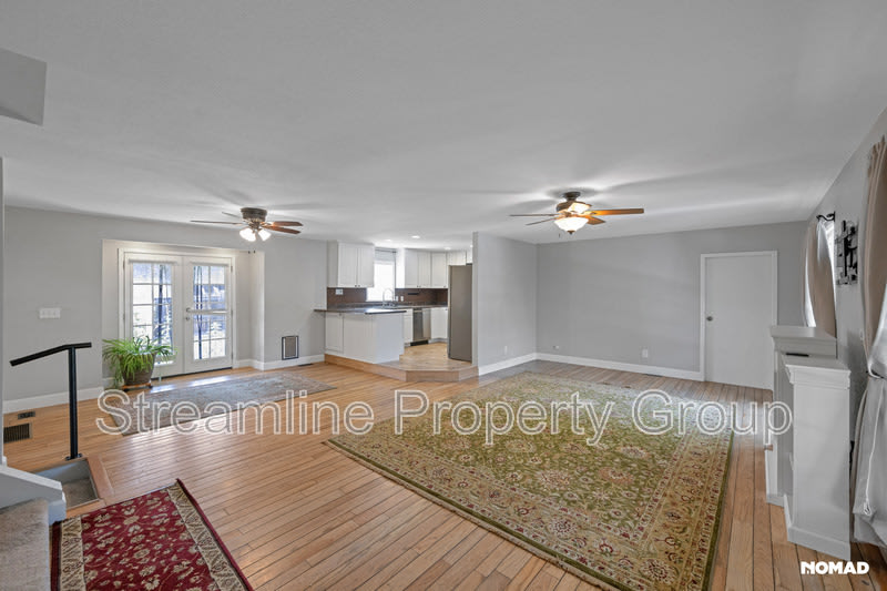 10136 W Keene Ave – photo 3