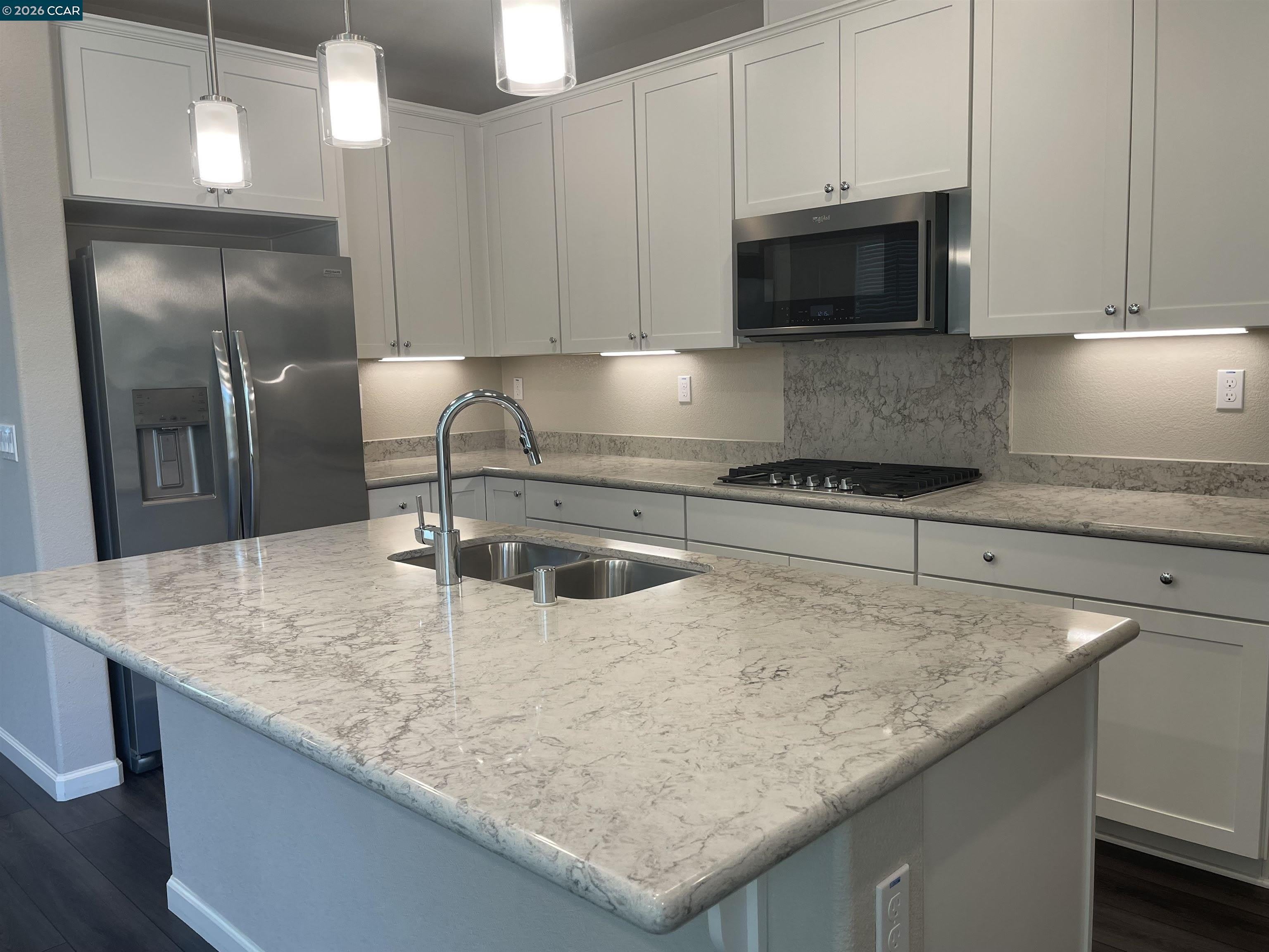 777 Country Club Dr – photo 5