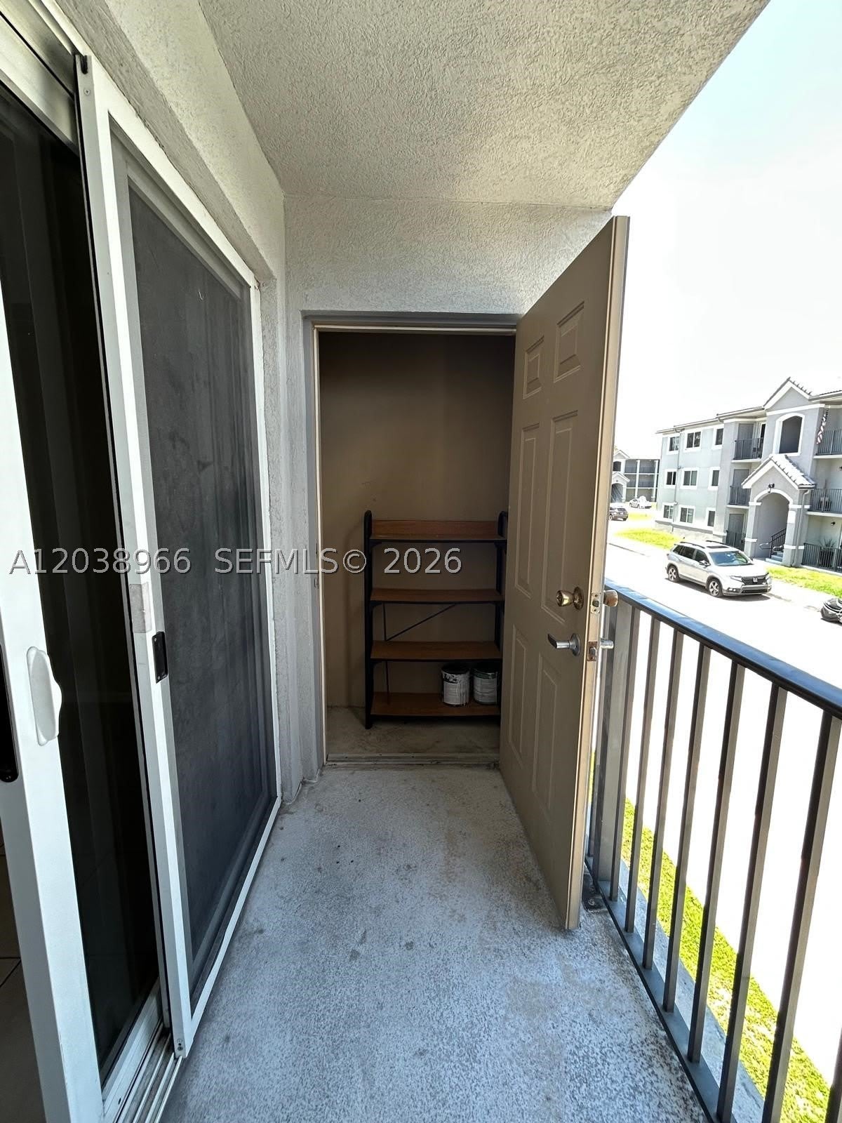 15460 SW 284th St – photo 4