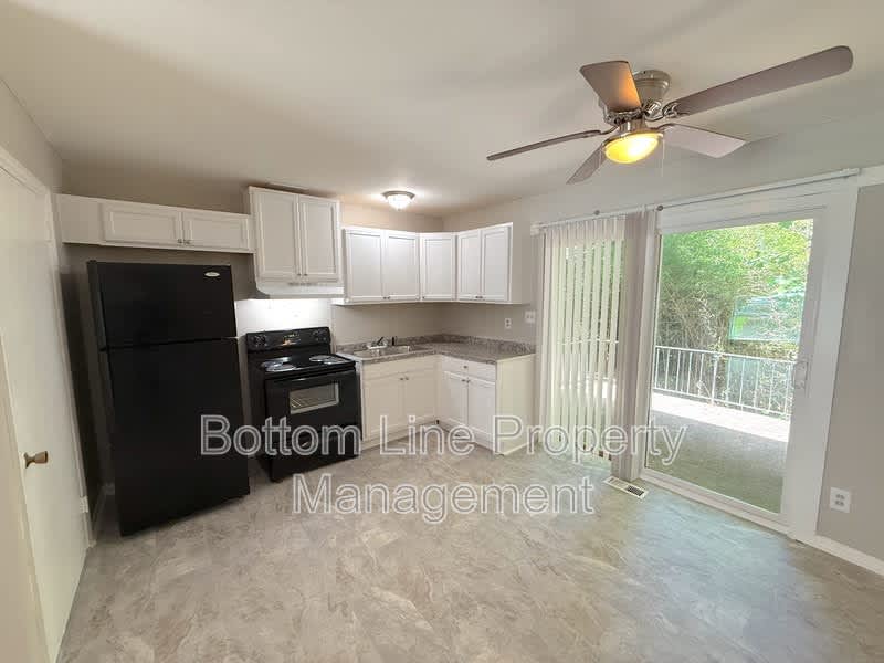 561 Blendwood Drive – photo 4