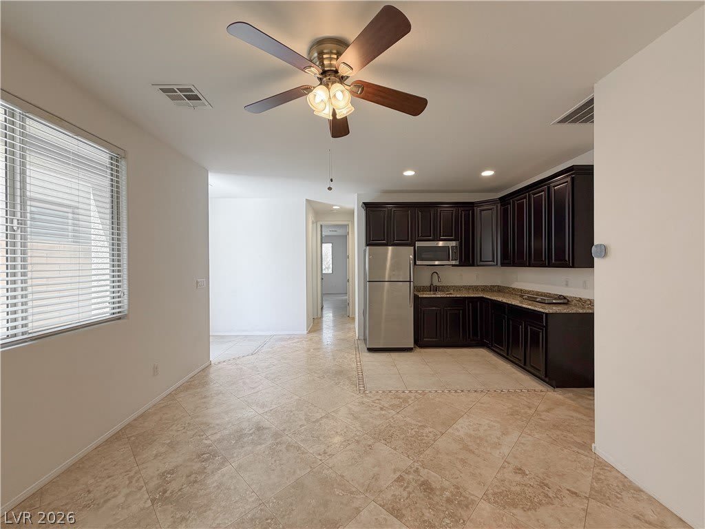 7296 Spring Flower Avenue B – photo 3