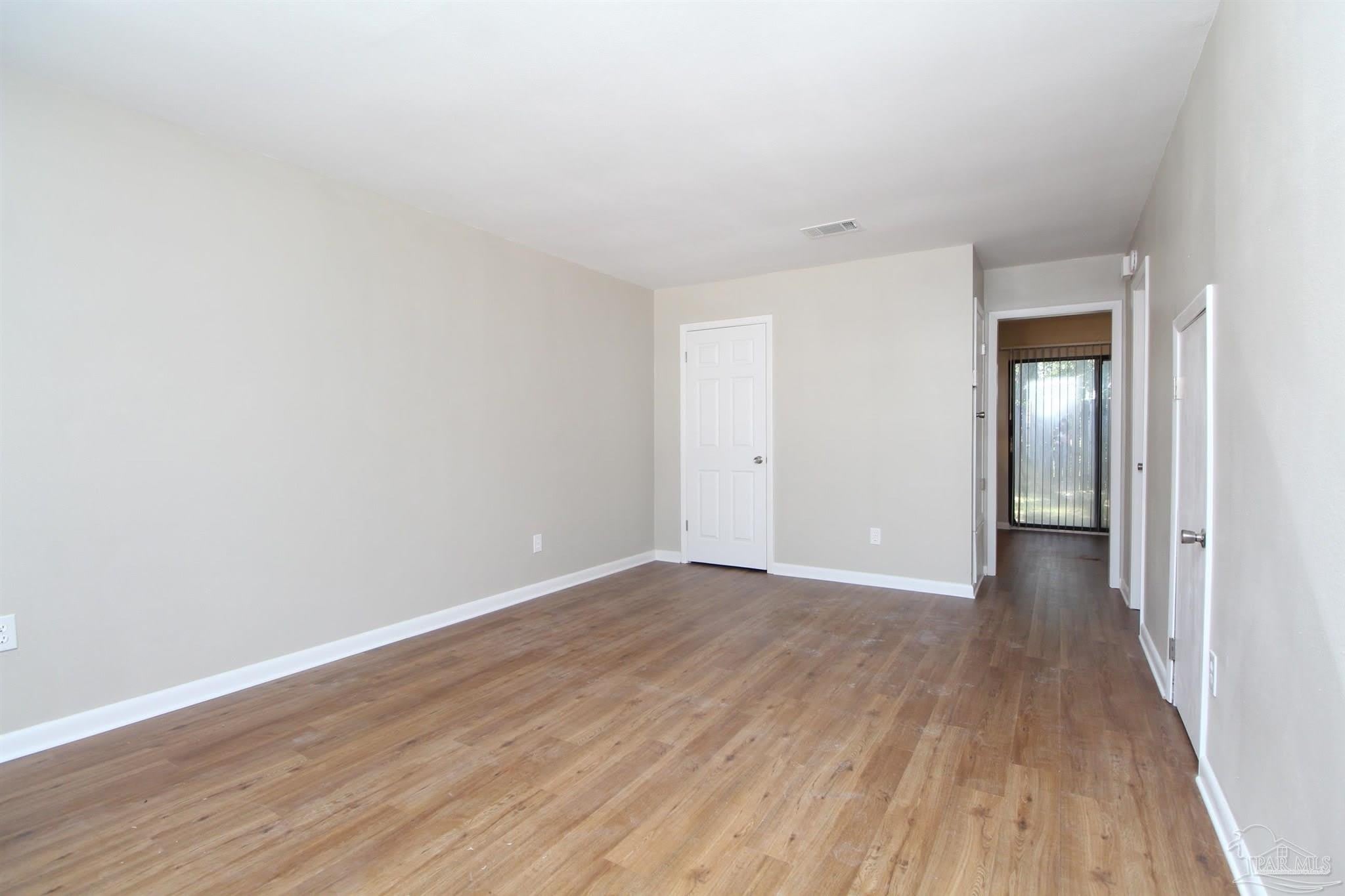 1455 Acorn Ln – photo 3