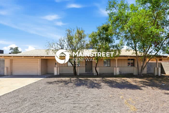 6231 West Highland Avenue – photo 1
