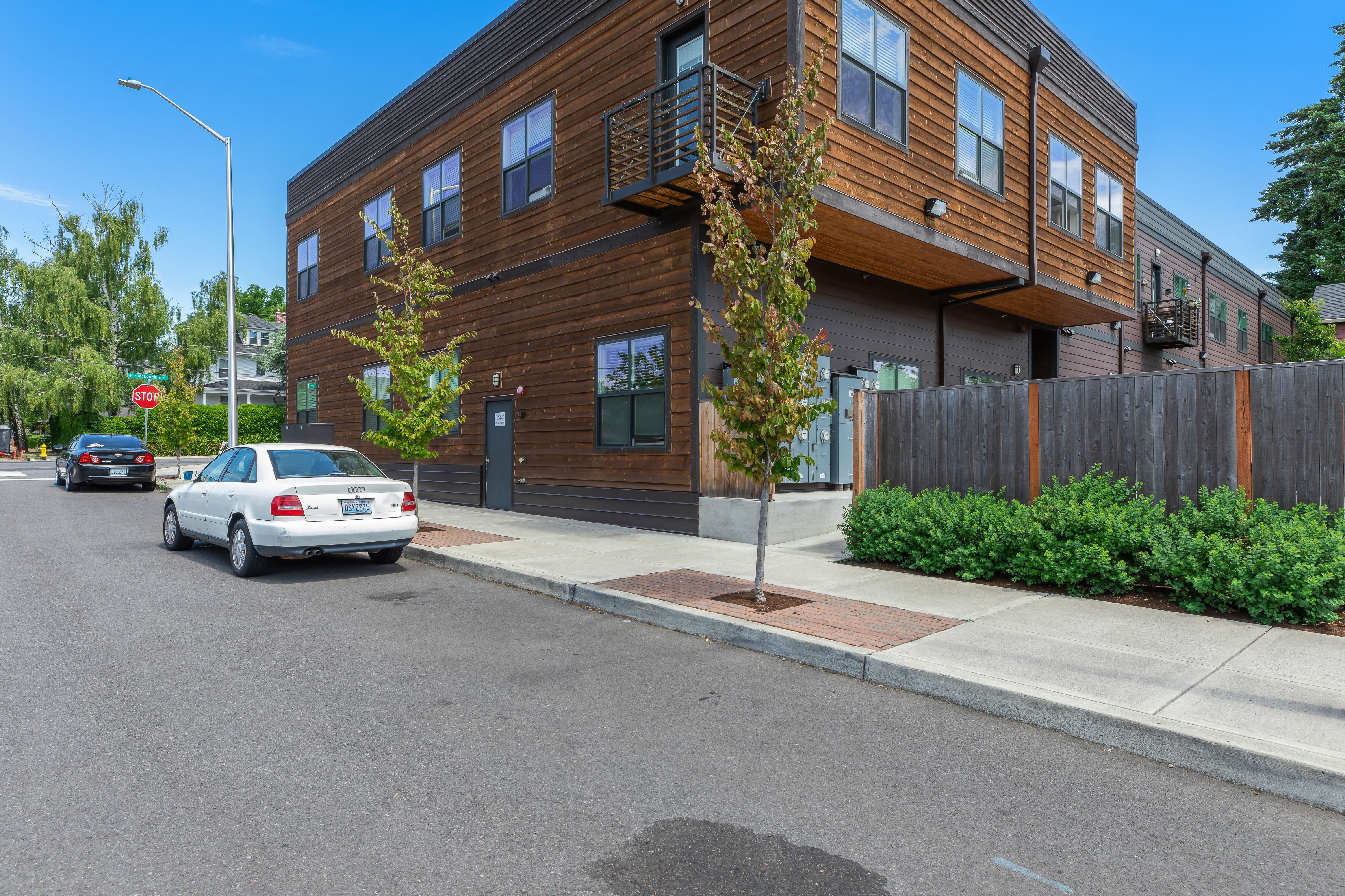 Clark Apartments – photo 1