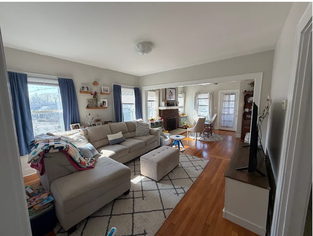 181 Grand Ave – photo 3