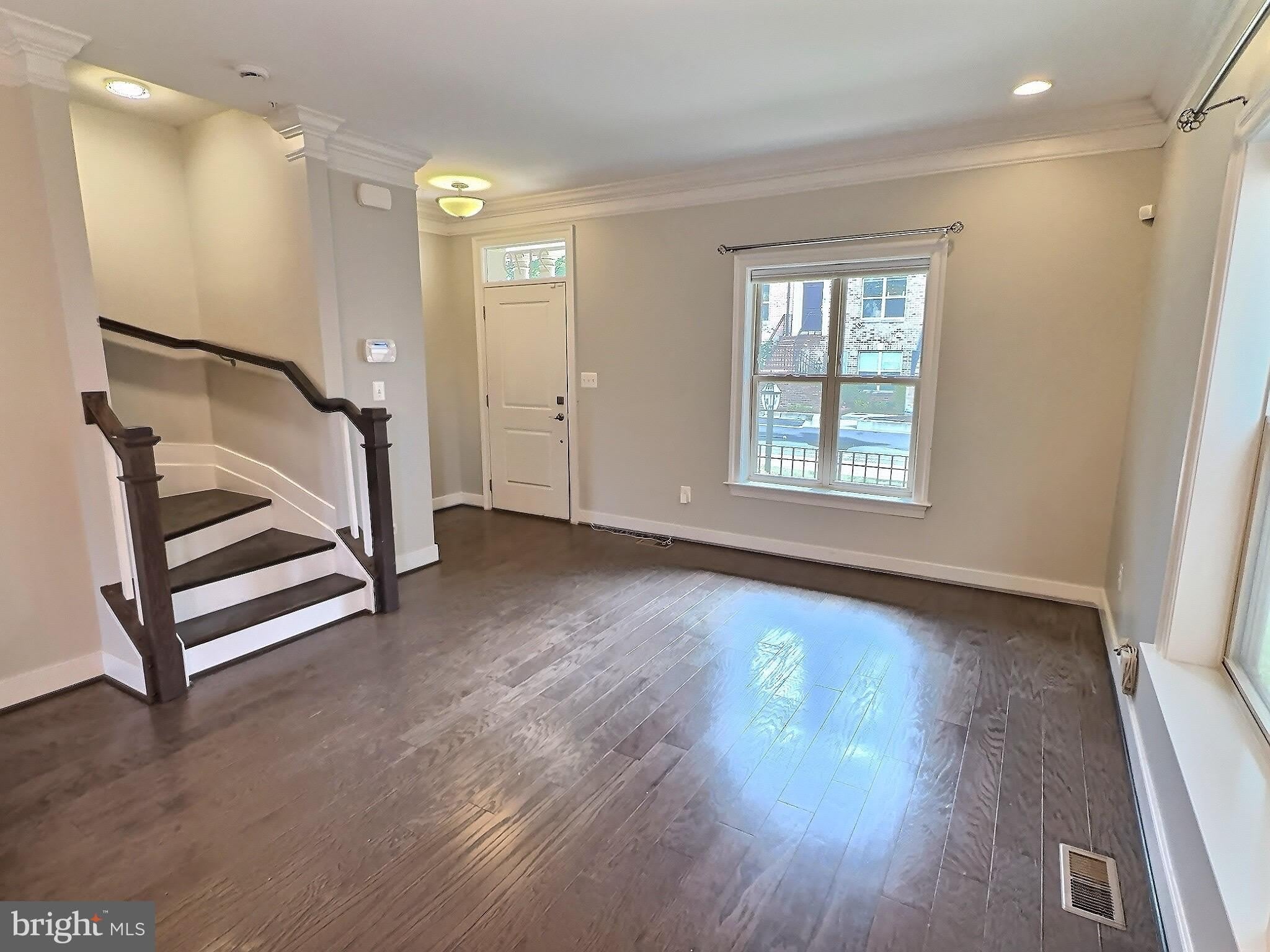 2179 HALF MOON Place NE – photo 5