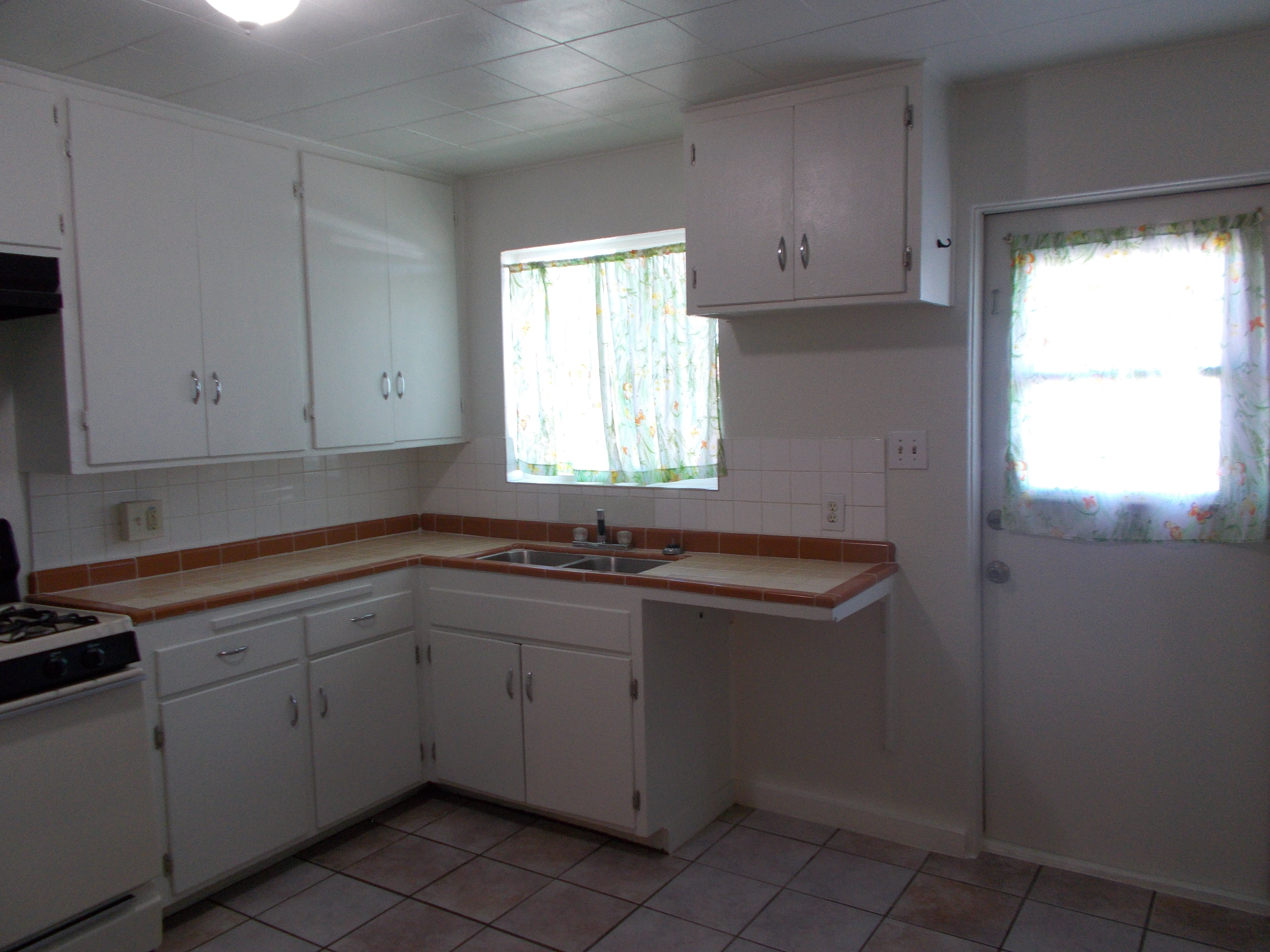 4335 North 15th Avenue – photo 3