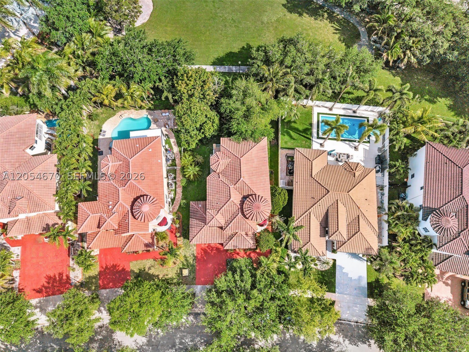 14044 SW 54th St – photo 5