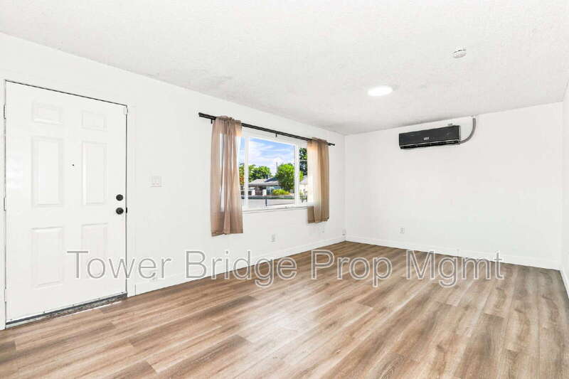 1718 Grand Ave – photo 5
