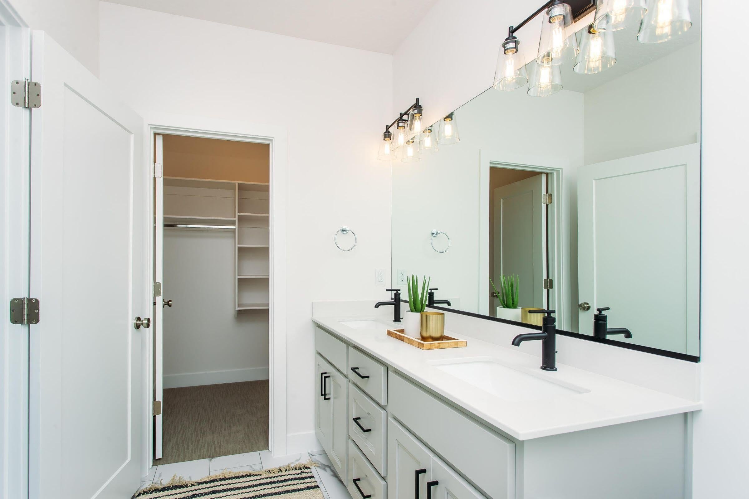 815 S Black Alder Dr – photo 5