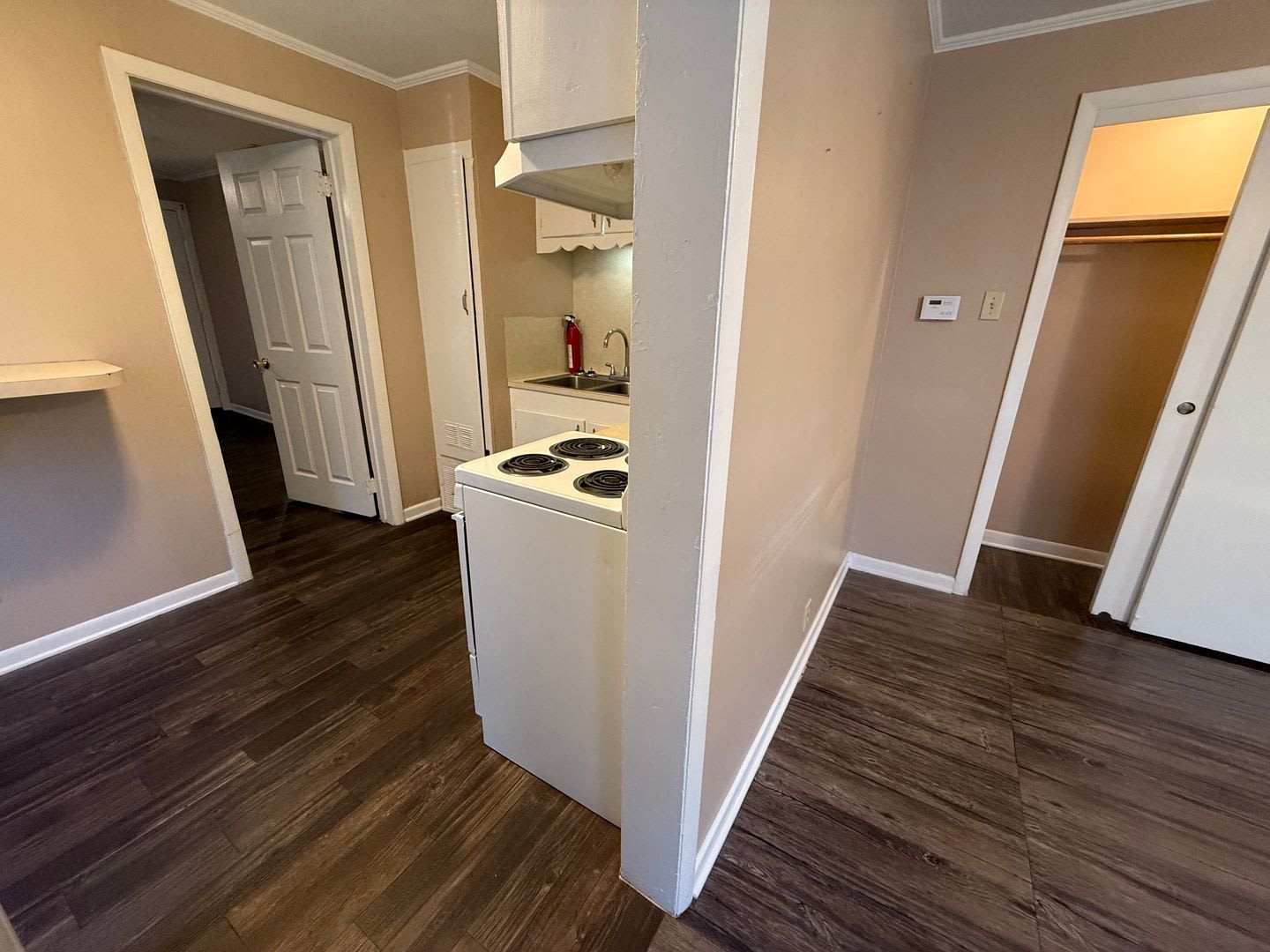 1-bed/1-bath Duplex! – photo 4