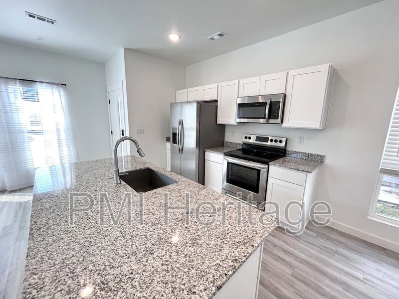 950 Ventnor Avenue – photo 5