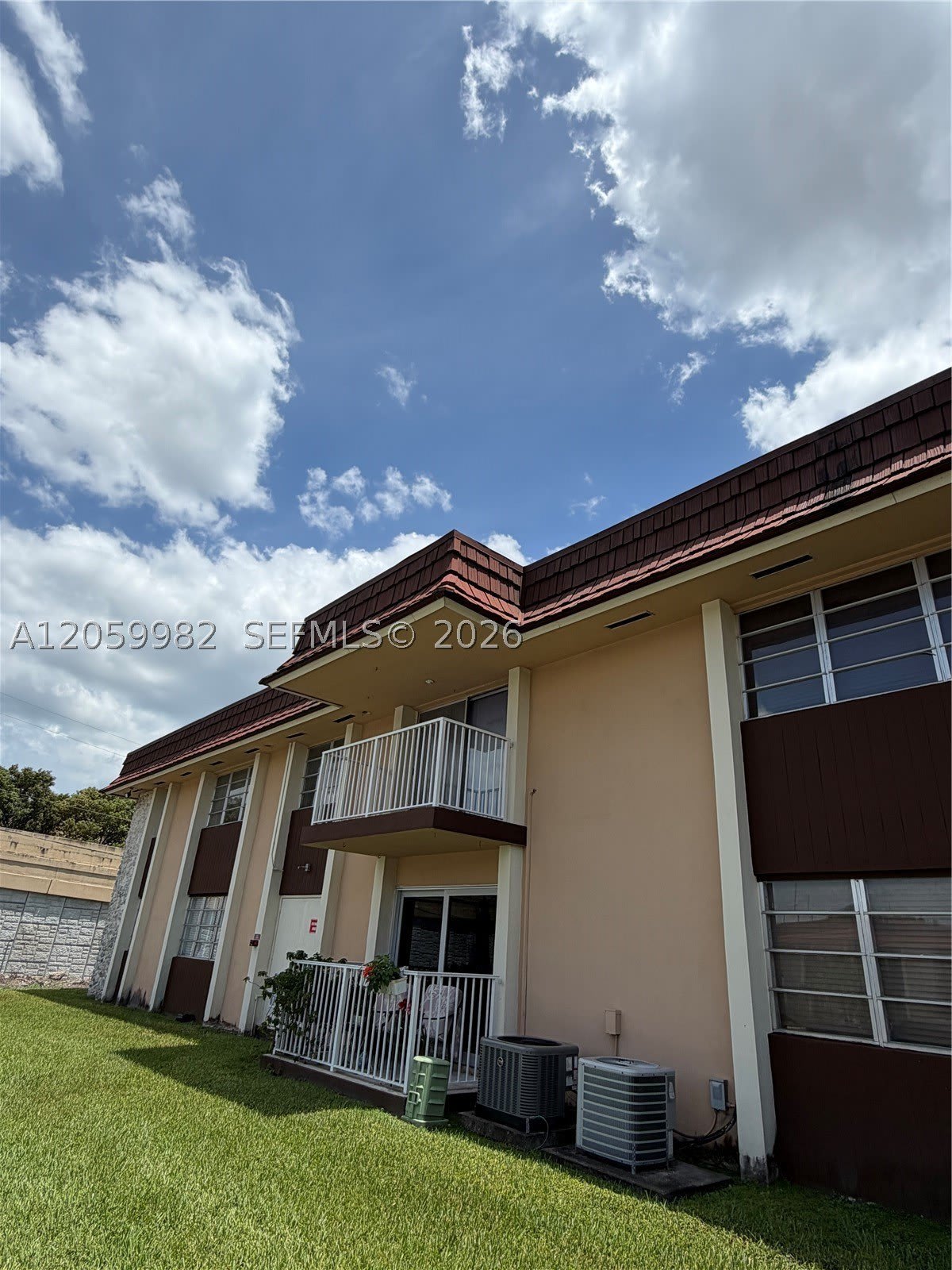 5501 SW 77th Ct – photo 3