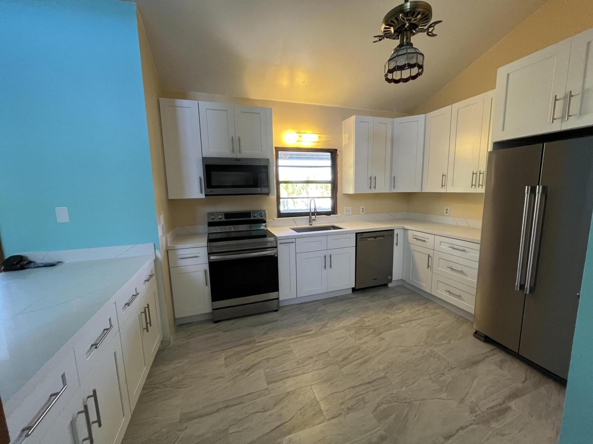 100 3Rd Lane – photo 5