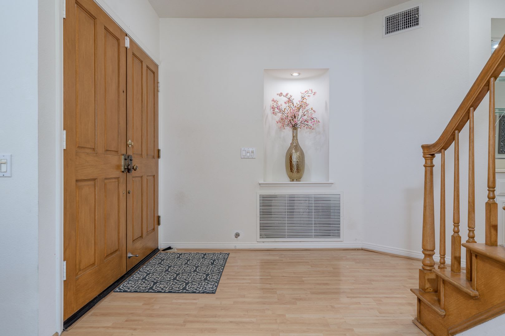 Anaheim Hills Home with Views! – photo 2