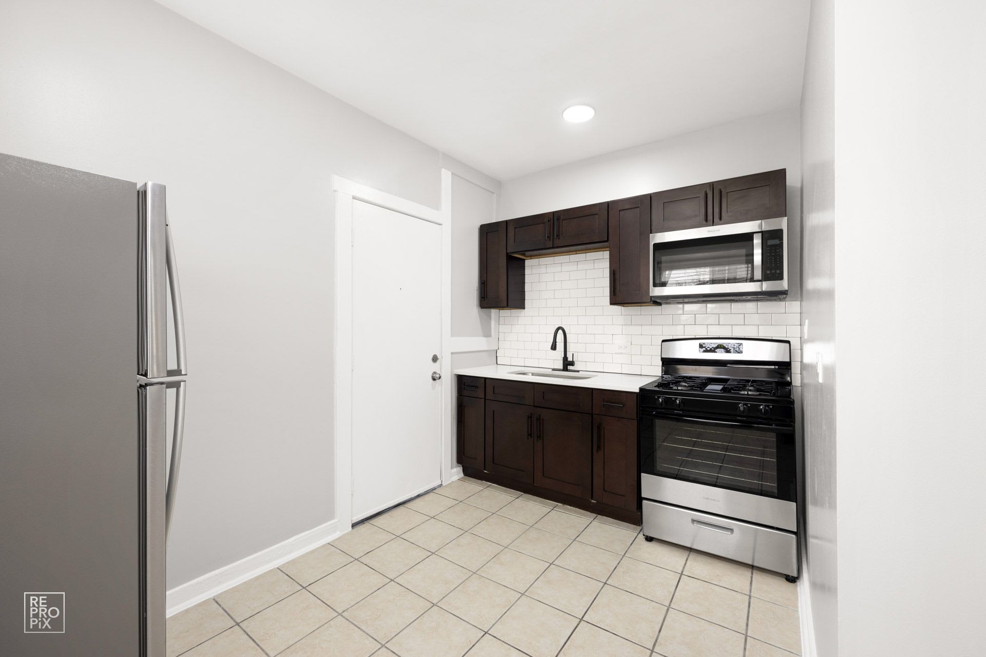 4720 S Drexel Blvd – photo 5
