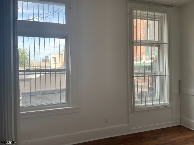 153 155 Ellison St – photo 5