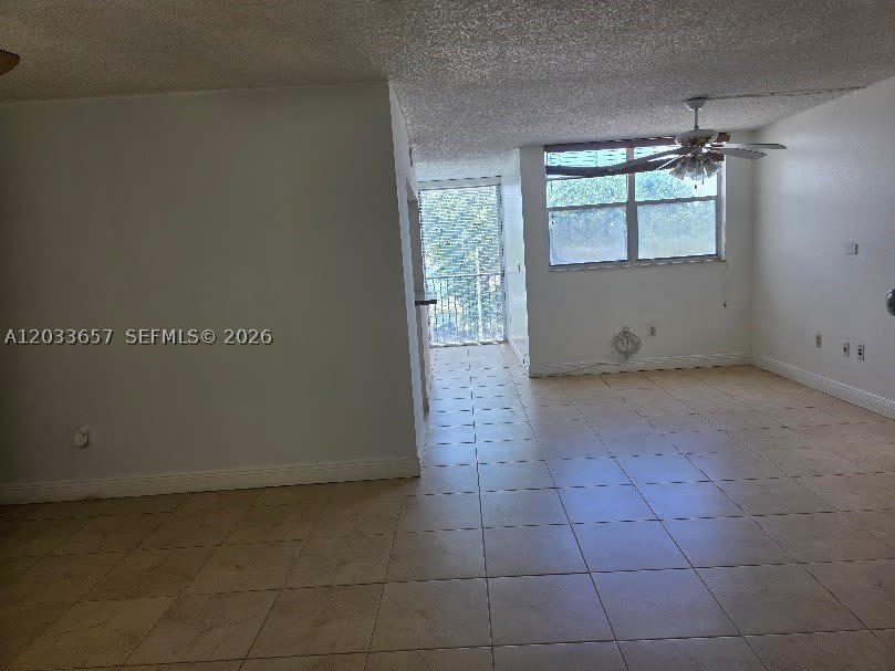9411 SW 4th St – photo 3