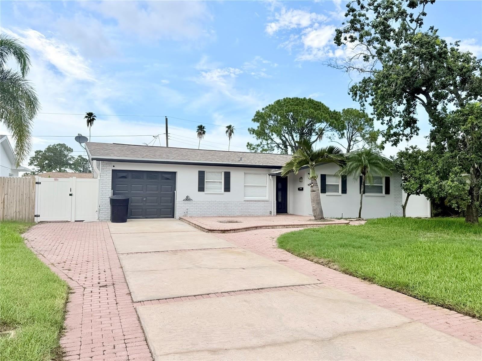 1827 OKLAHOMA Avenue NE – photo 1