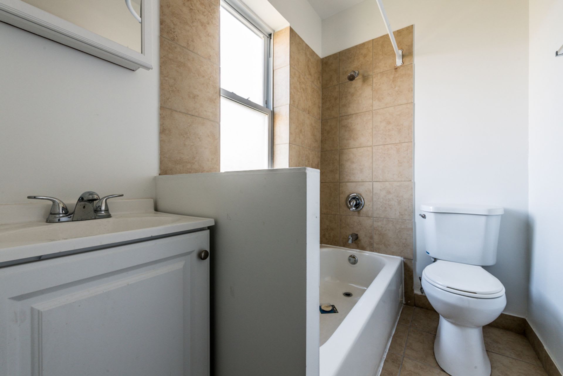 7812 S Emerald Ave – photo 2