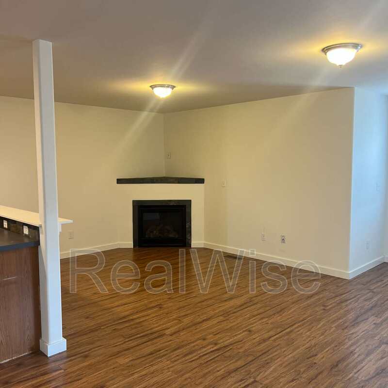 1214 SW 27th St – photo 5