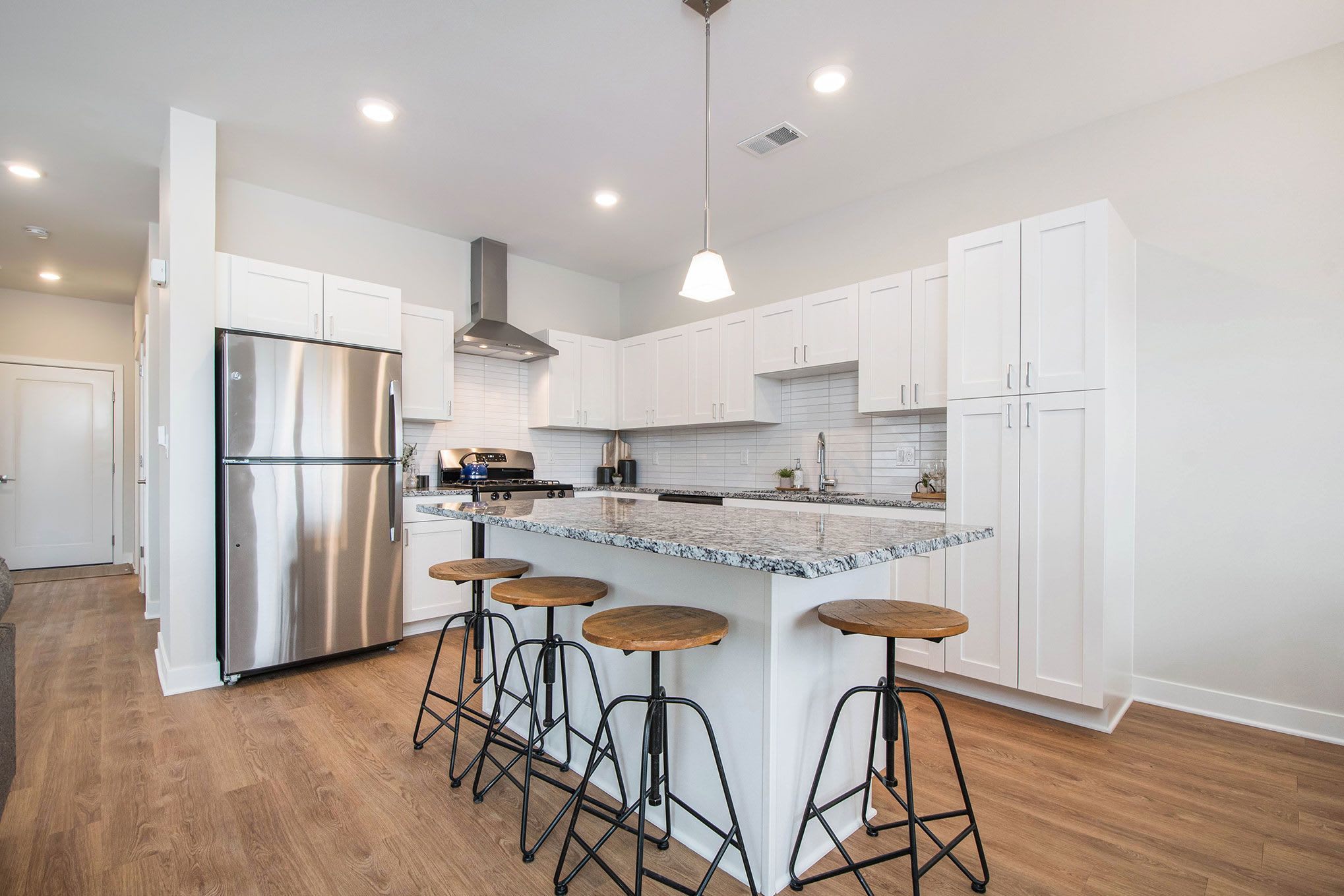3454 Nina Ave – photo 4