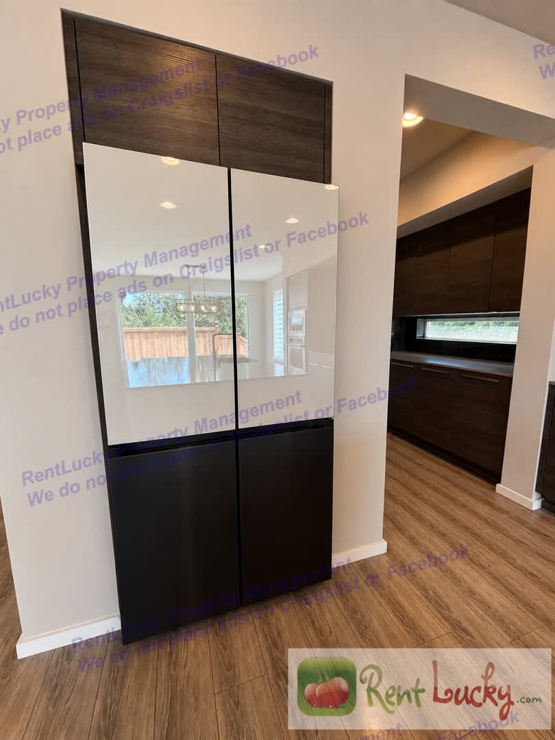 Like New Executive Home In Lake Tapps 4 Bed 2 5 Bath 3 007 Sf A C Executive Office Covered Deck – photo 4
