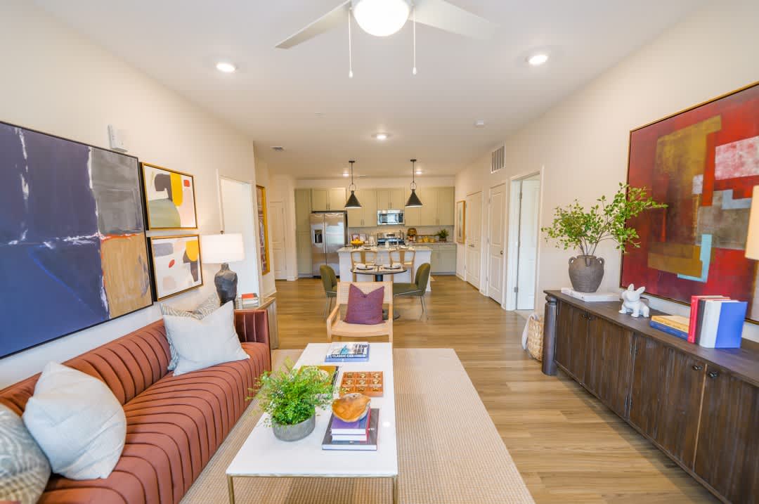 Classic City Flats Luxury Apartments – photo 3